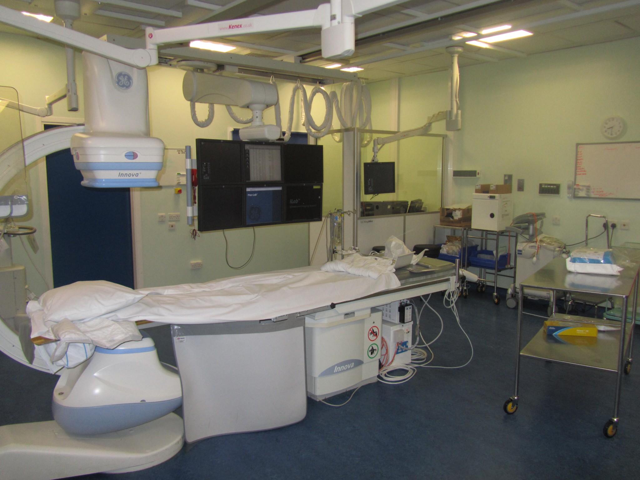 Emergency treatment for a heart attack Chest Heart & Stroke Scotland